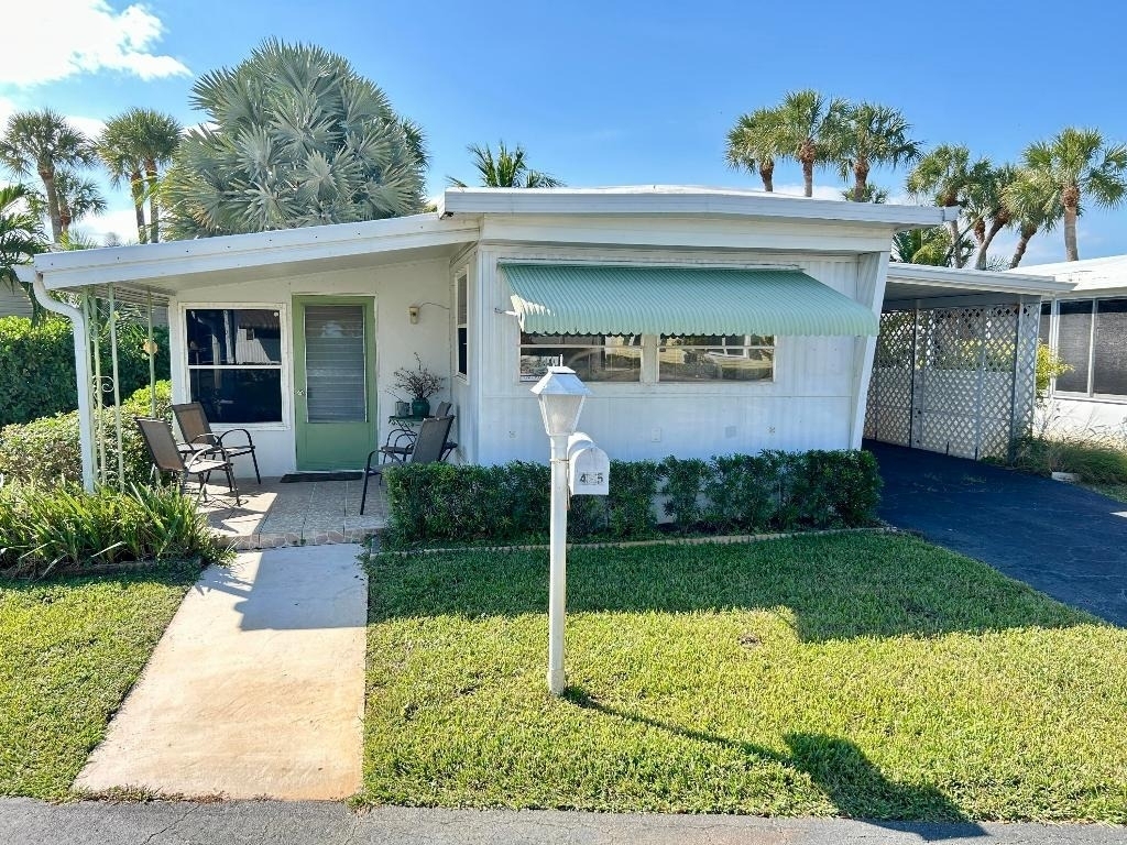 425 E Bougainvillea Drive - Photo 0