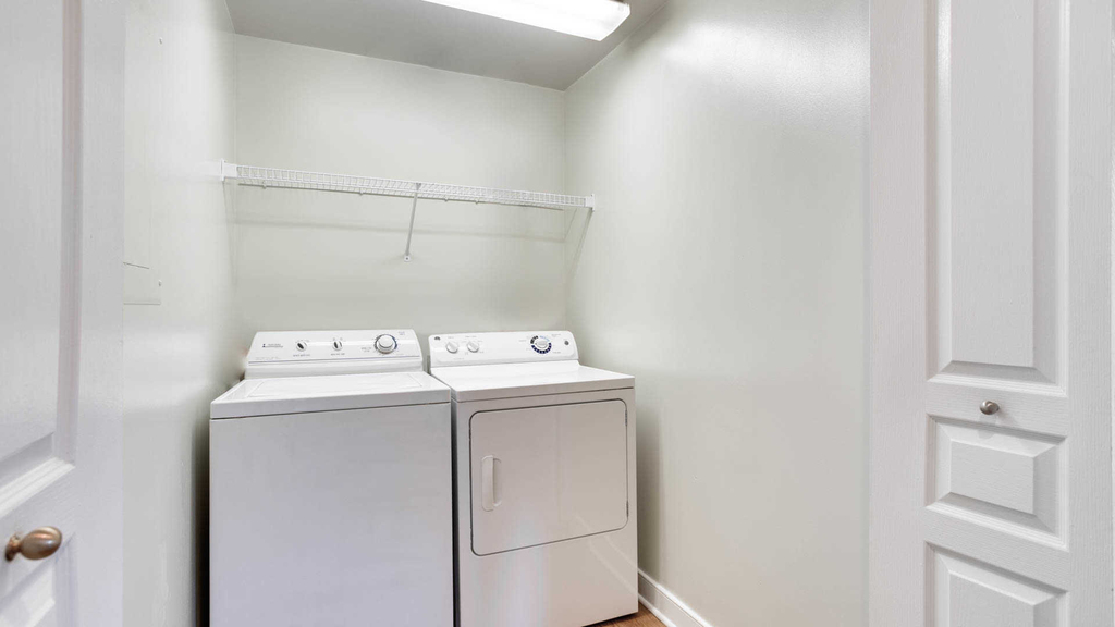 4411 Connecticut Ave. Nw - Photo 13