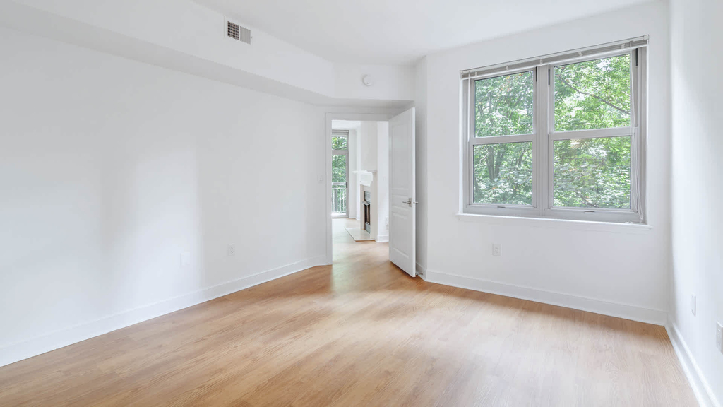 4411 Connecticut Ave. Nw - Photo 17