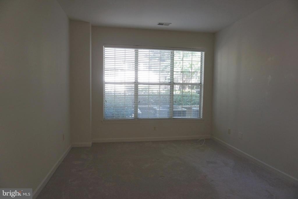 10824 Antigua Terrace - Photo 12