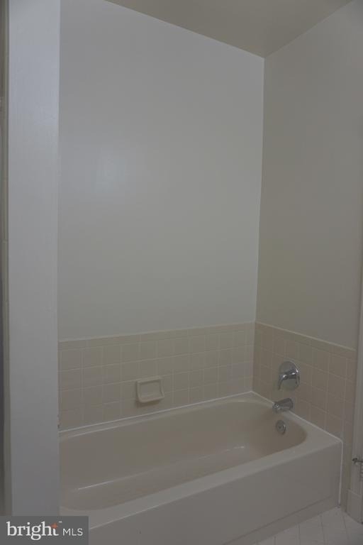 10824 Antigua Terrace - Photo 17
