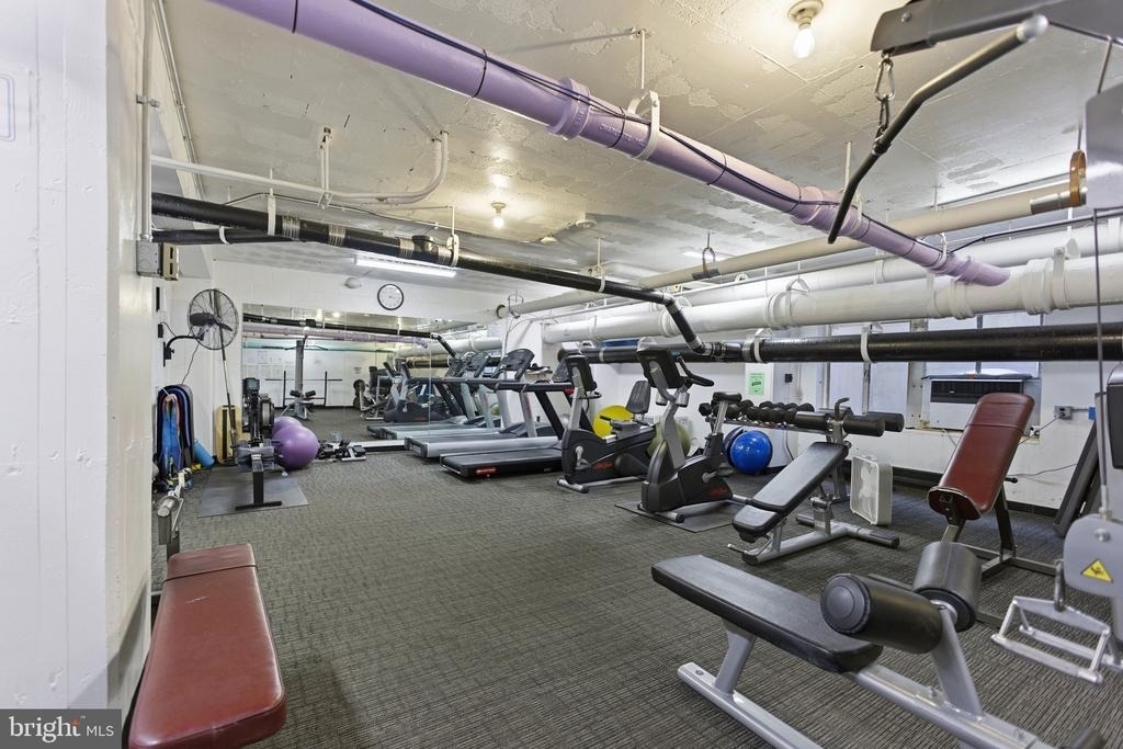 2475 Virginia Avenue Nw - Photo 9