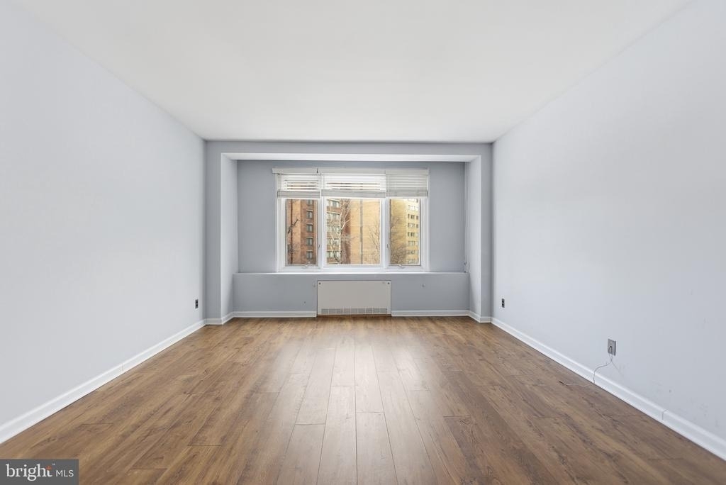 2475 Virginia Avenue Nw - Photo 4
