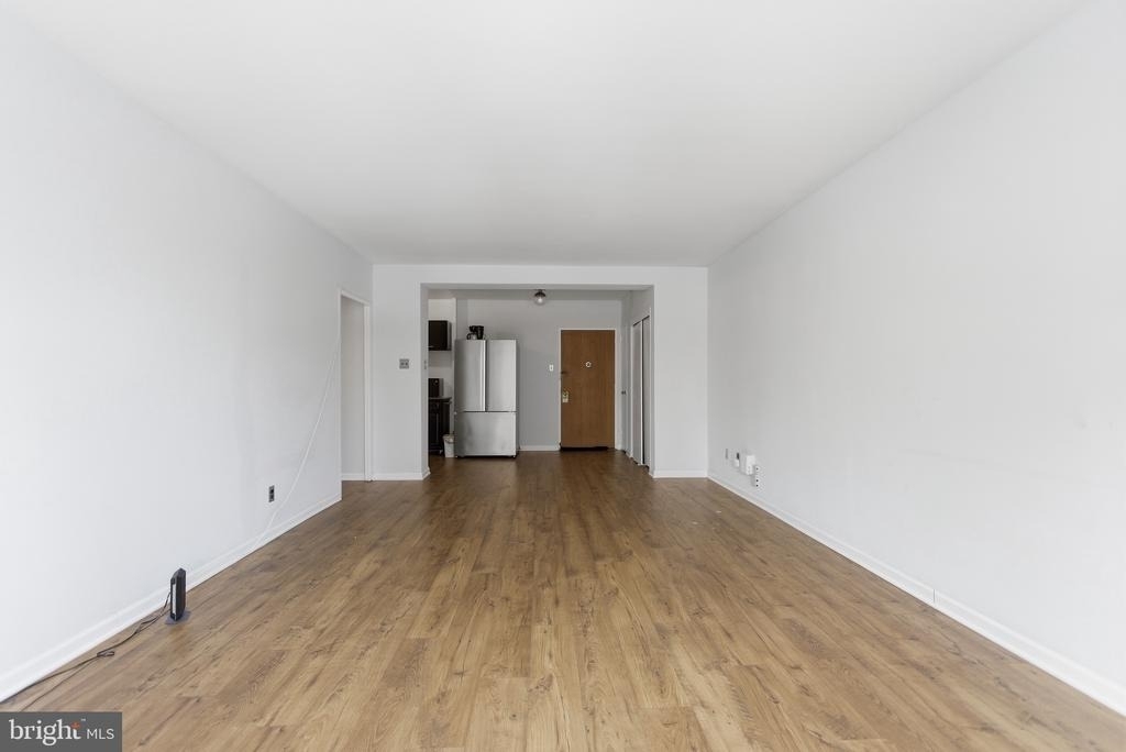 2475 Virginia Avenue Nw - Photo 1