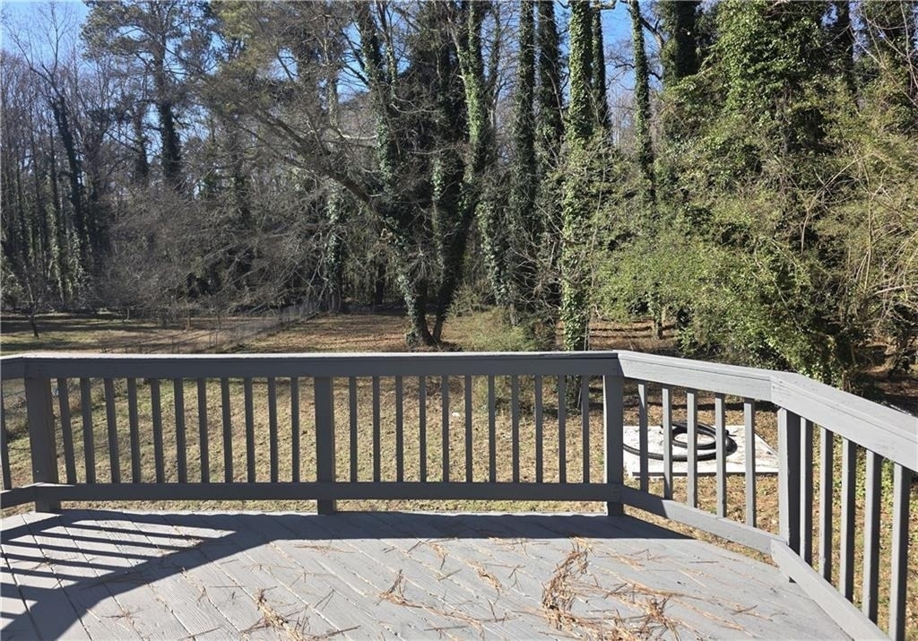 2435 Bouldercliff Way Se - Photo 3