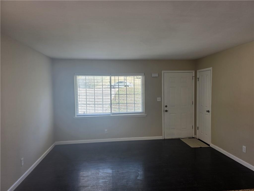 2435 Bouldercliff Way Se - Photo 2
