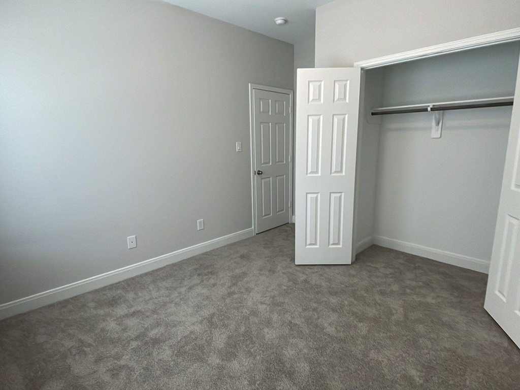 832 Elkhart Street - Photo 14