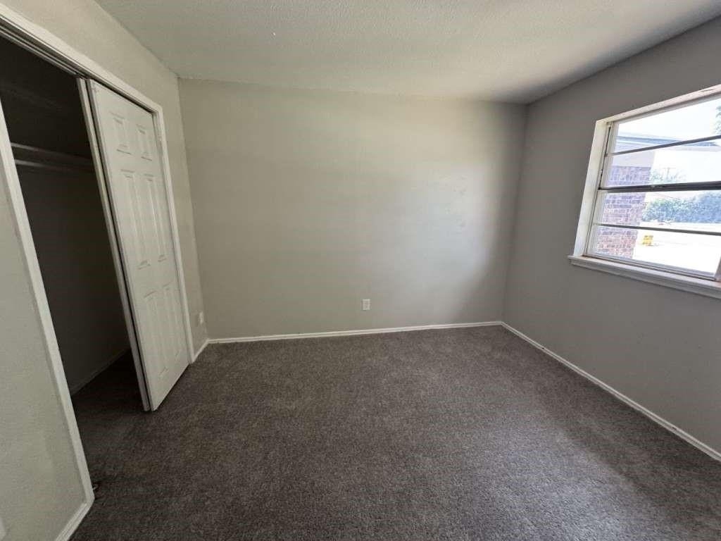 5431 45th Street - Photo 6