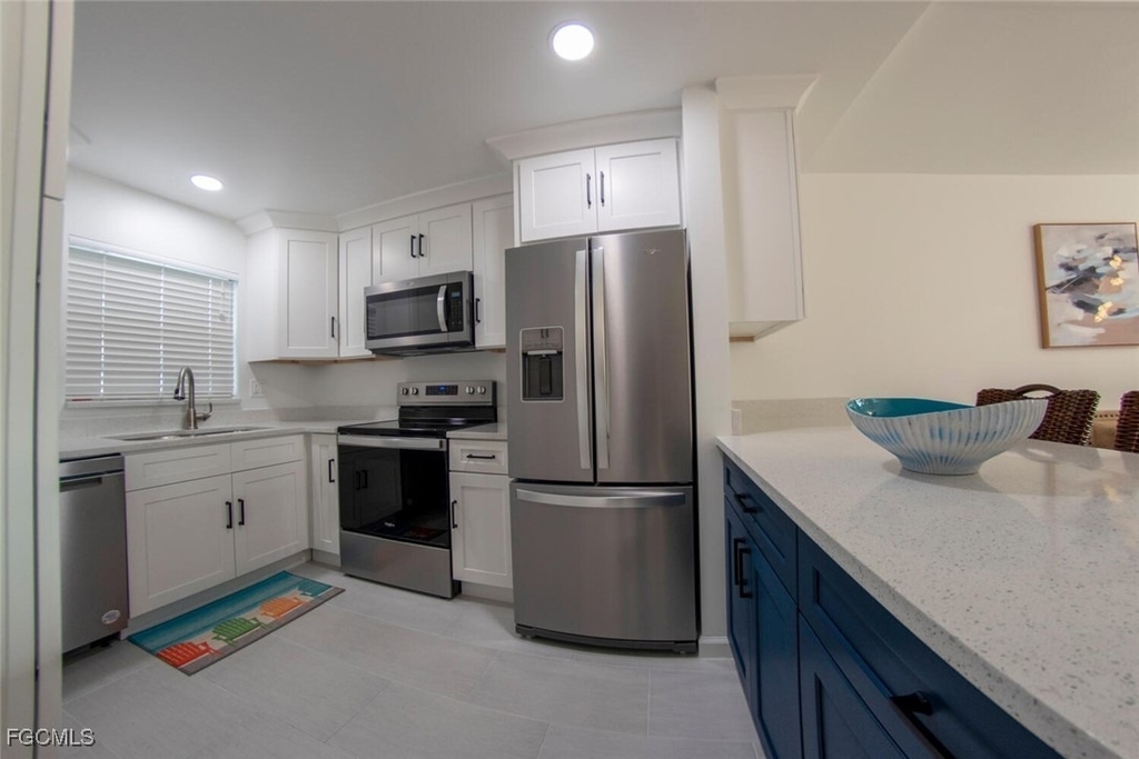 16007 Davis Road - Photo 2