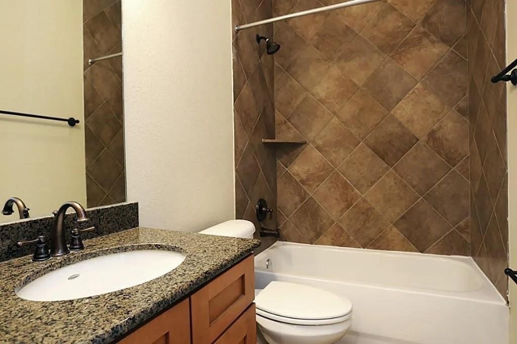 5615 Winsome Villas Lane - Photo 16