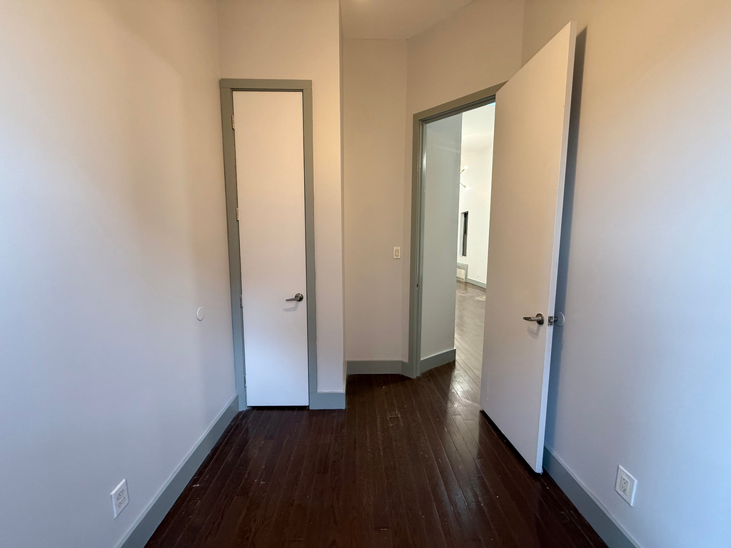 28 Wilson Avenue - Photo 10