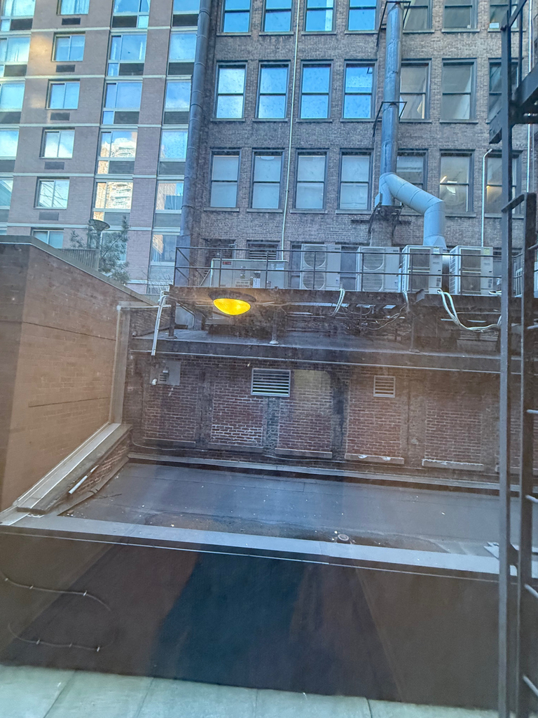 124 East 24th Street - Photo 7