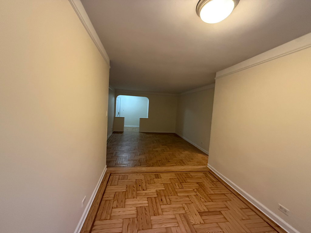 124 East 24th Street - Photo 9
