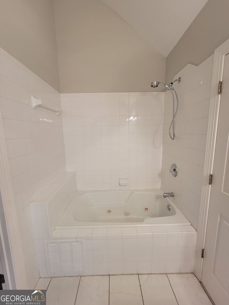 51 Little Street Se - Photo 16