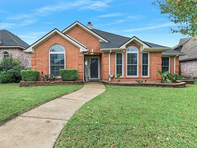 2136 Walden Place - Photo 1