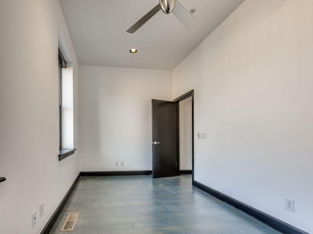 109 Ne 3rd Street - Photo 26