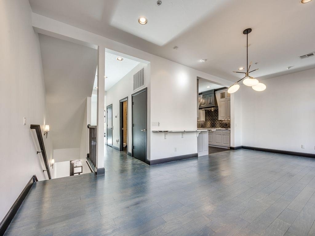 109 Ne 3rd Street - Photo 8
