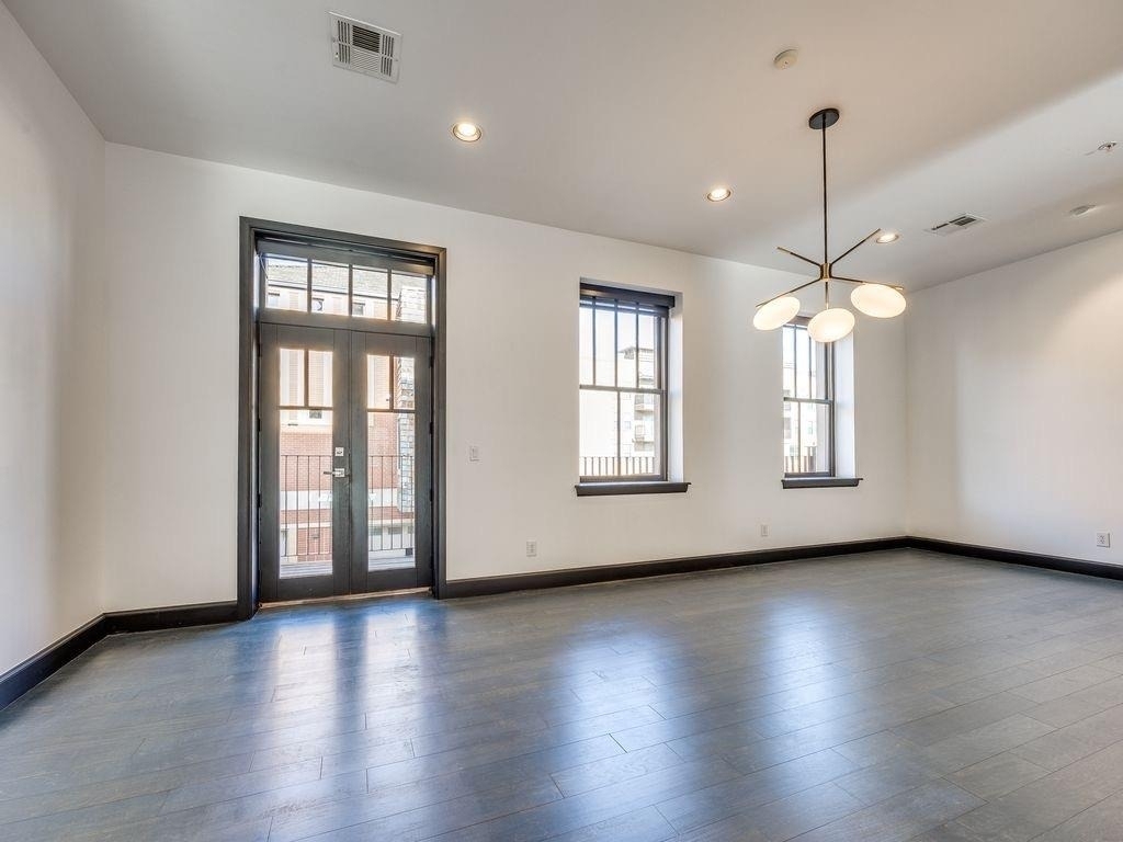 109 Ne 3rd Street - Photo 11