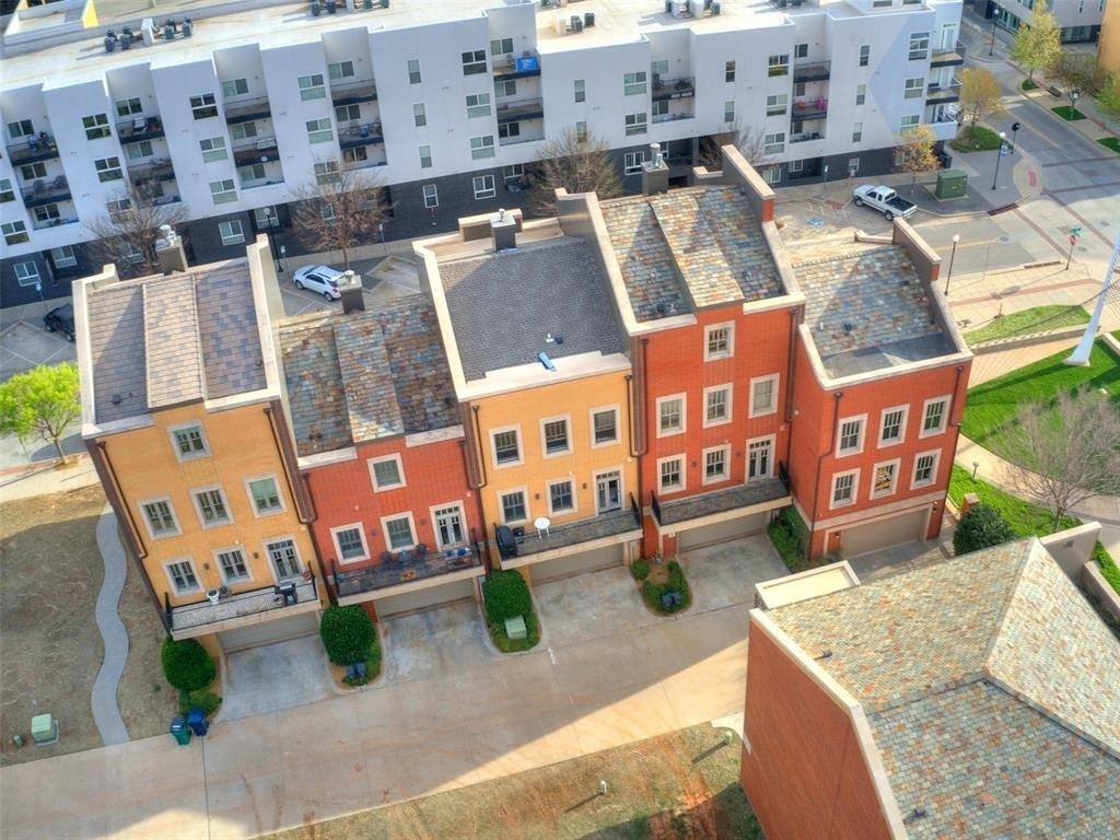 109 Ne 3rd Street - Photo 3