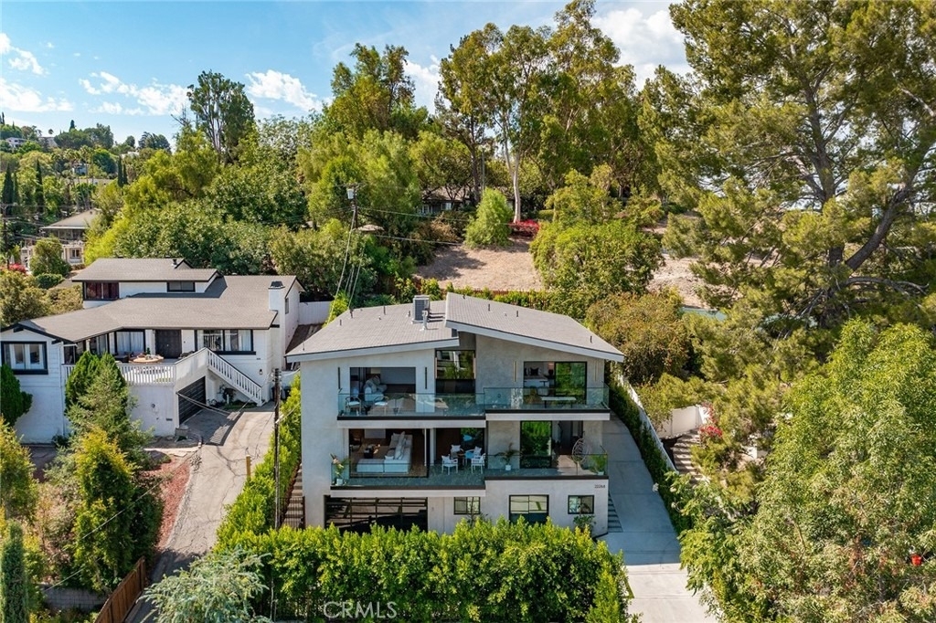 22268 Avenue San Luis - Photo 1