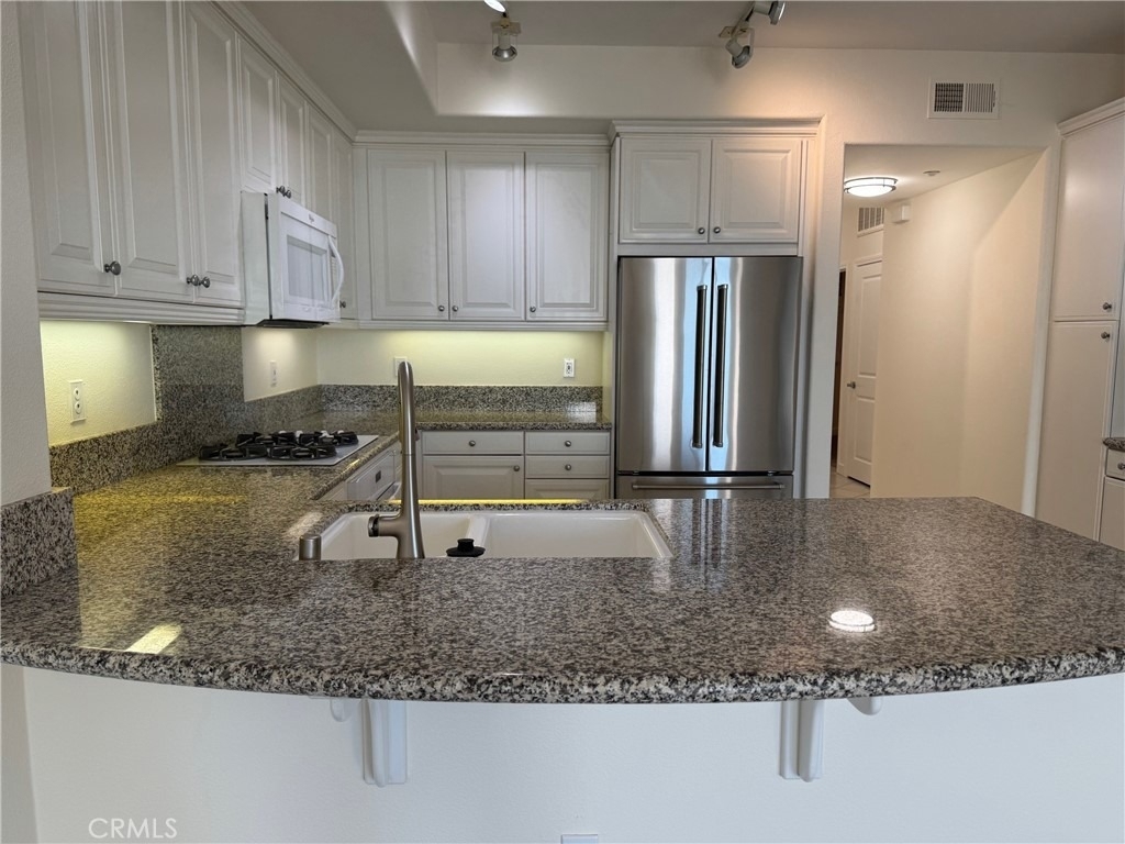 1400 E Ocean Boulevard - Photo 7