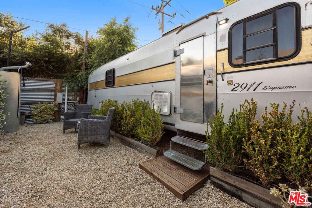 272 N Topanga - Photo 6