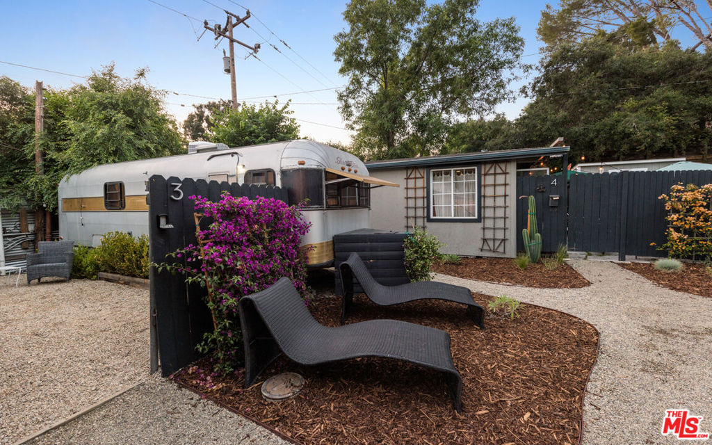 272 N Topanga - Photo 4
