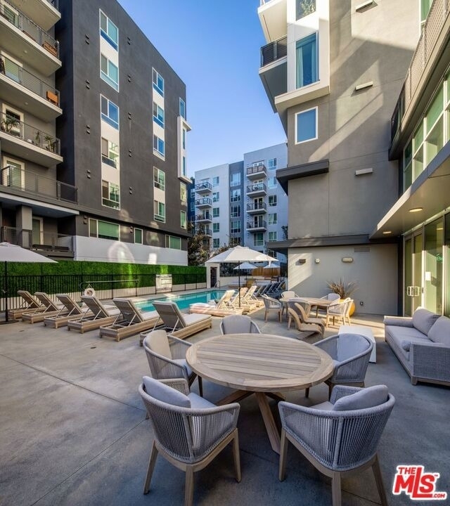 1120 W 6th Street - Photo 17