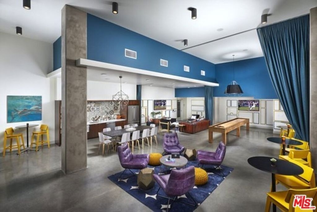 1120 W 6th Street - Photo 12
