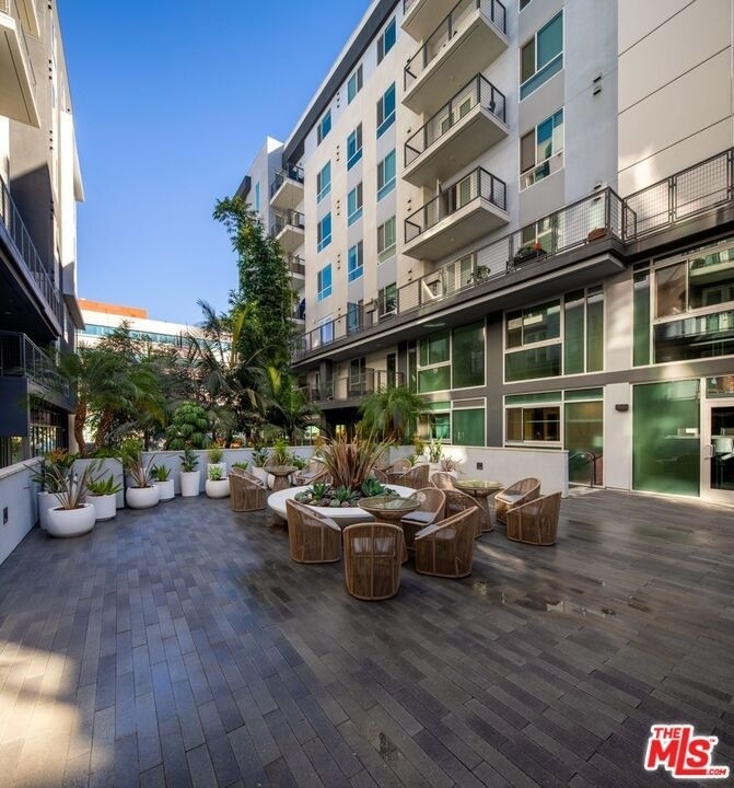 1120 W 6th Street - Photo 24