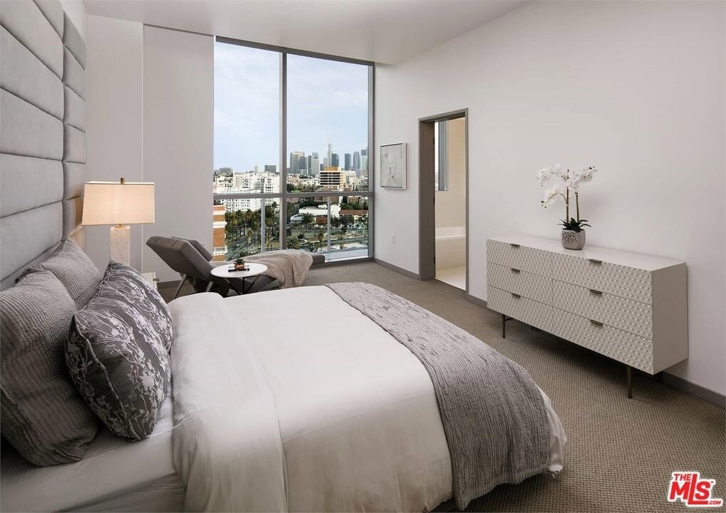 3033 Wilshire Boulevard - Photo 7