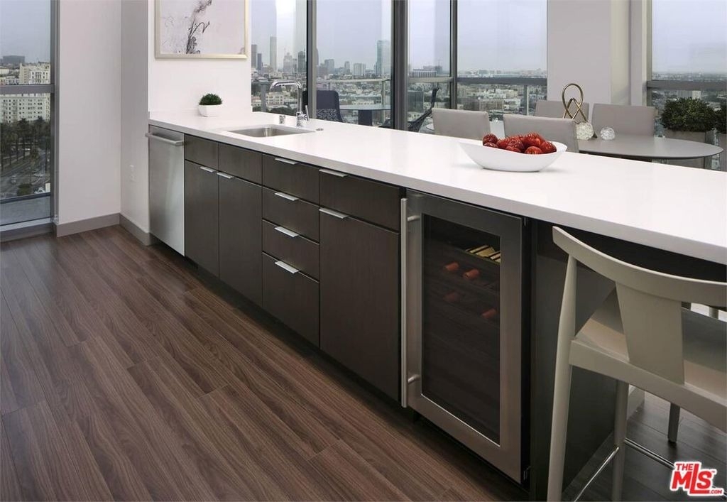 3033 Wilshire Boulevard - Photo 6