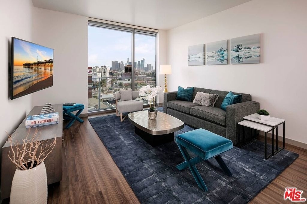3033 Wilshire Boulevard - Photo 11