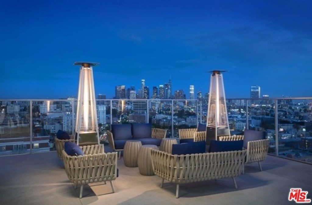 3033 Wilshire Boulevard - Photo 18