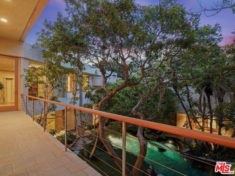31280 Broad Beach Road - Photo 32
