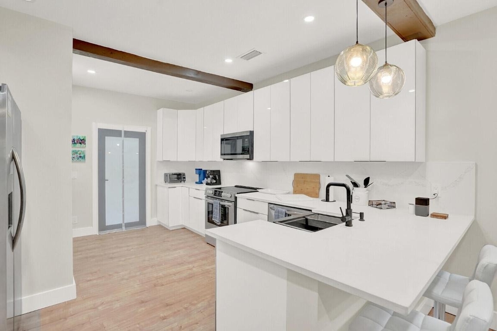 727 S Fernwood Drive S - Photo 10