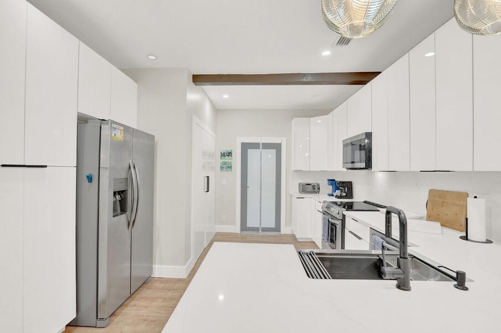 727 S Fernwood Drive S - Photo 13