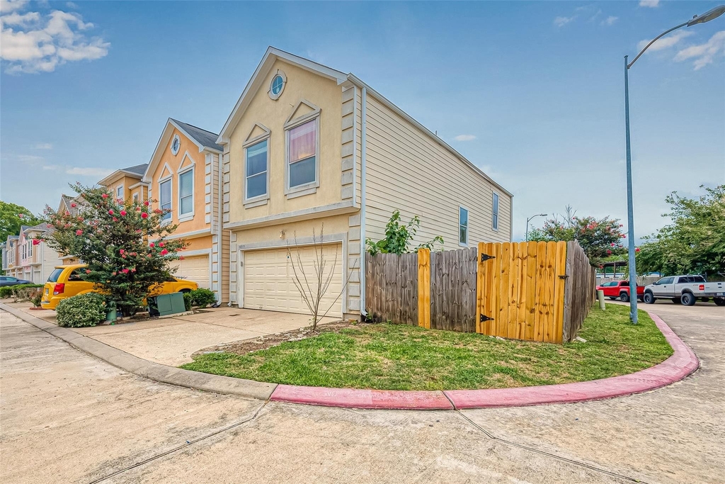 10355 Panther Point Drive - Photo 2