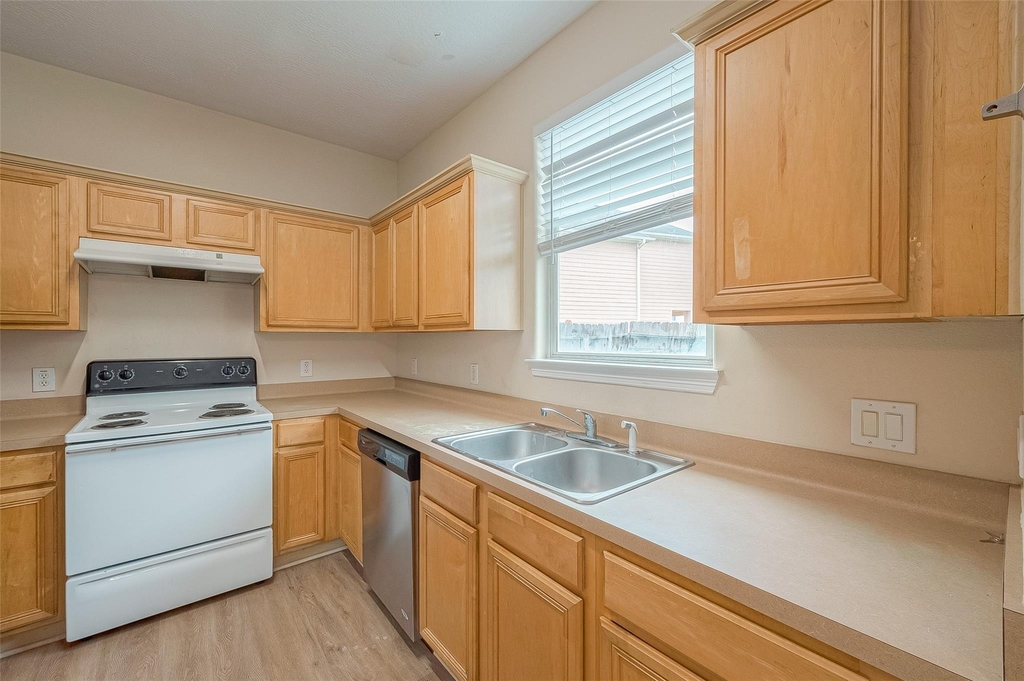 10355 Panther Point Drive - Photo 17