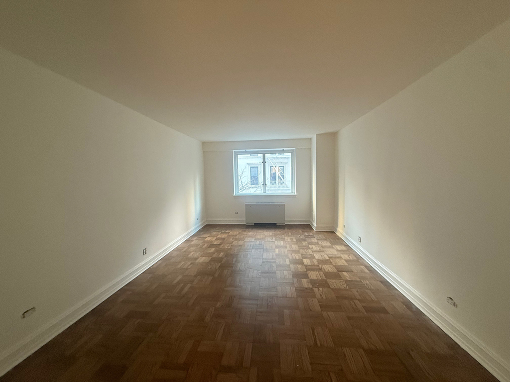 200 East 71st Street - Photo 14