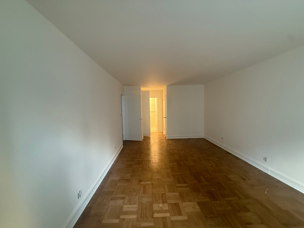200 East 71st Street - Photo 15