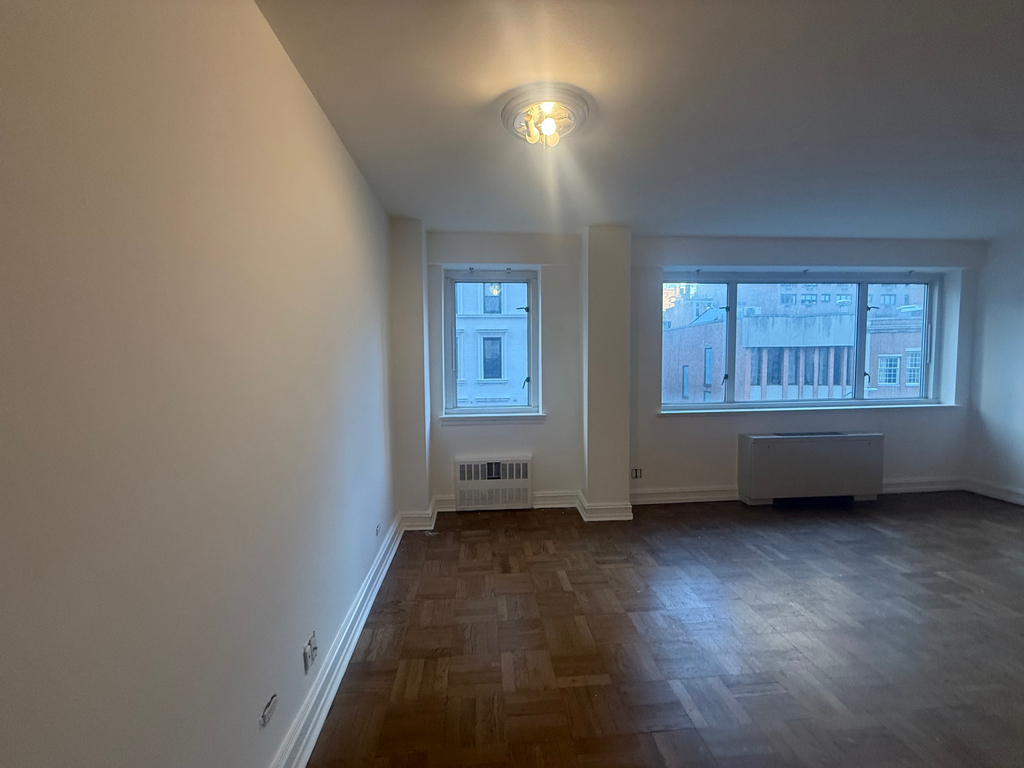 200 East 71st Street - Photo 7