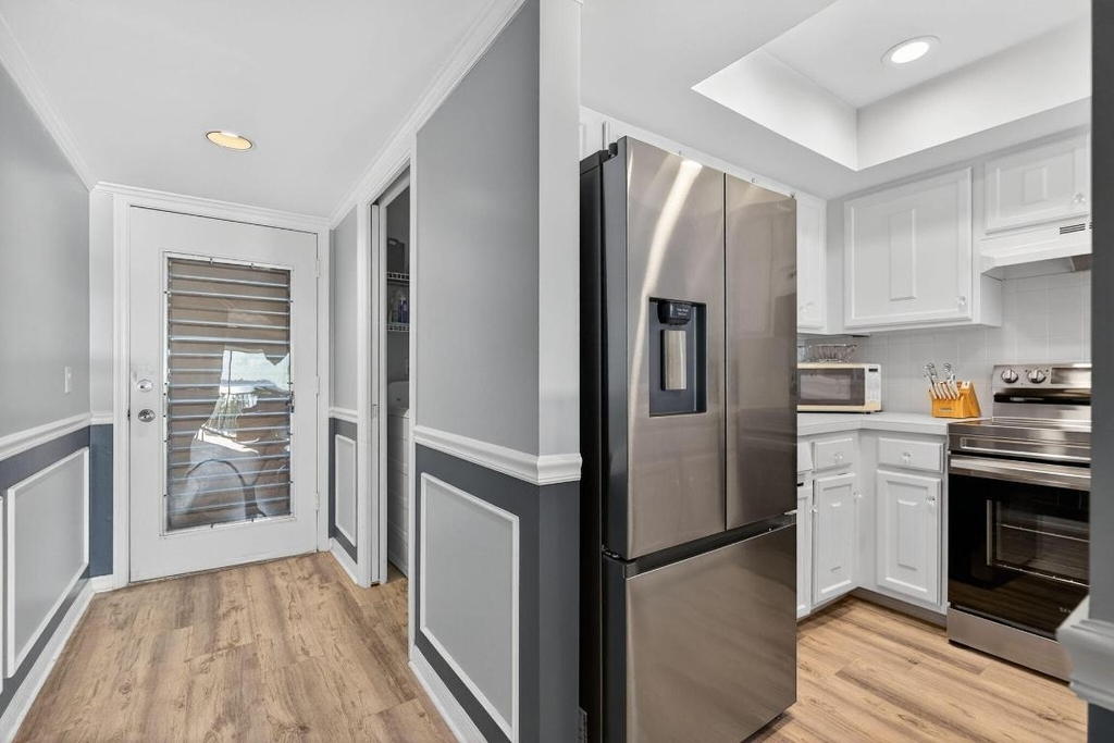 390 Ne Edgewater Drive - Photo 9