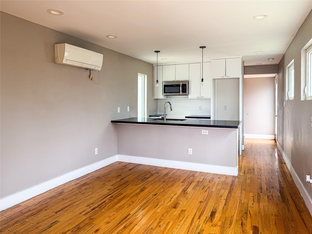 1416 Dumble Street - Photo 6
