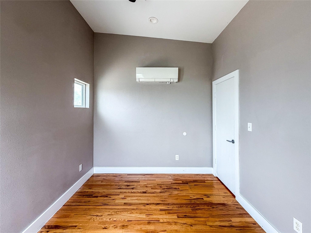 1416 Dumble Street - Photo 13
