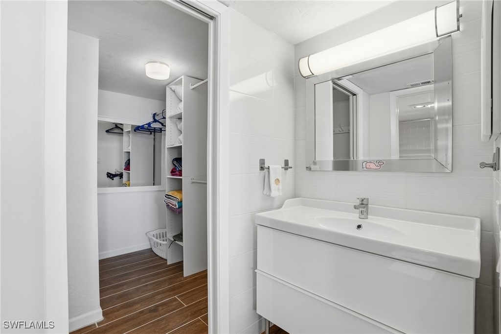10475 Gulf Shore Drive - Photo 27