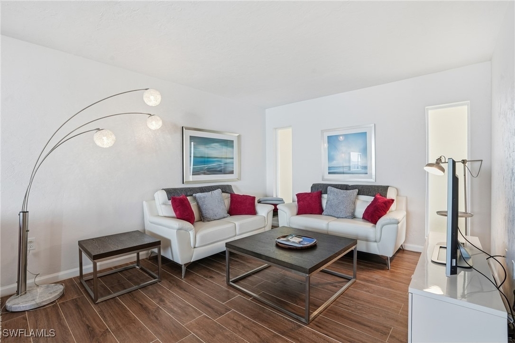 10475 Gulf Shore Drive - Photo 8