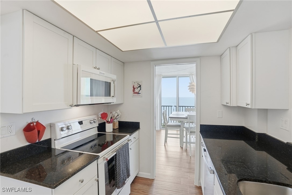 10475 Gulf Shore Drive - Photo 17