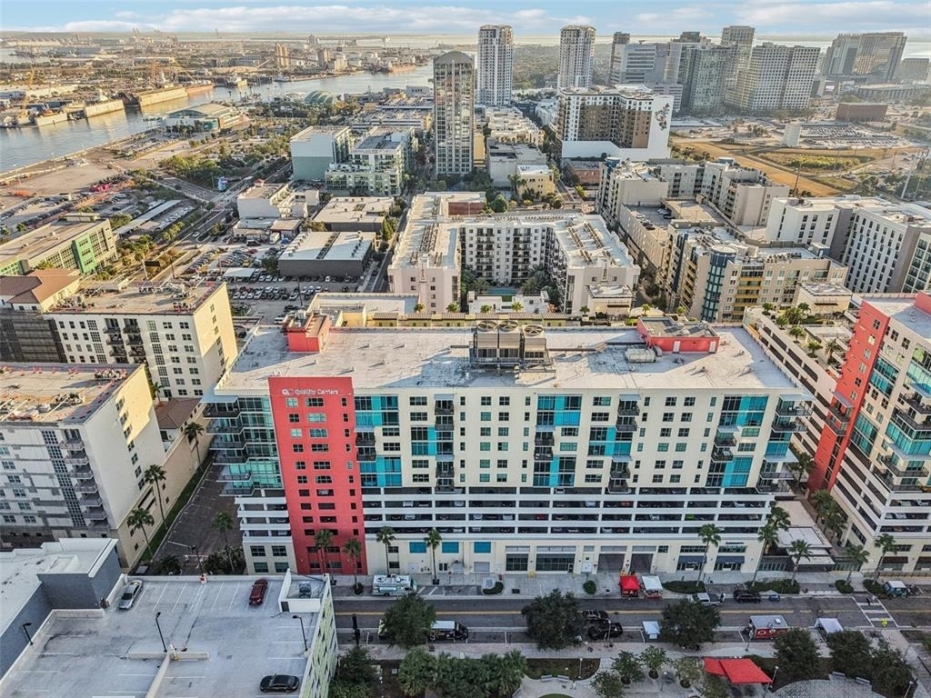 1208 E Kennedy Boulevard - Photo 24