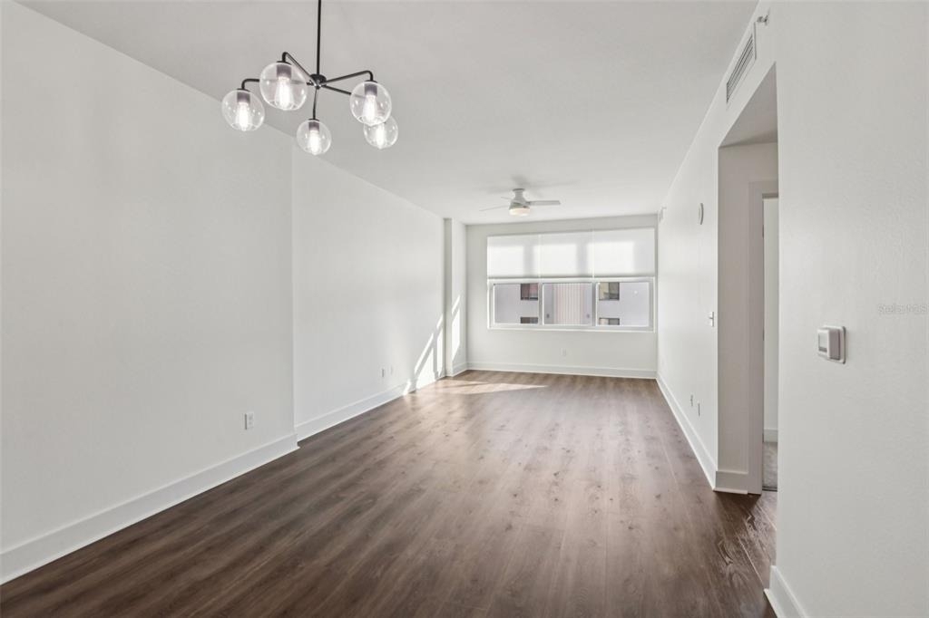 1208 E Kennedy Boulevard - Photo 3
